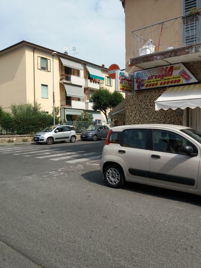 Casa vacanze Lida Marina Di Carrara Esterno foto